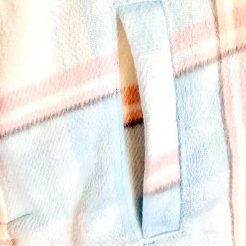 Members Mark Plaid Button