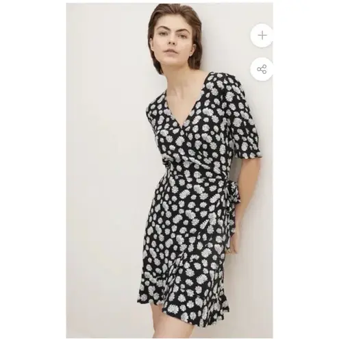 TOM TAILOR WRAP DRESS WITH A DAISEY FLORAL PRINT
