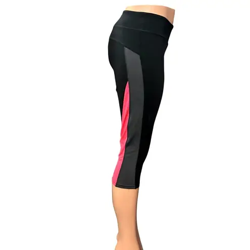 CCC Capri Length Pink Black High Waist Athletic Yoga Pants Size Medium