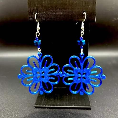 The Bouquet Bud Earrings Blue