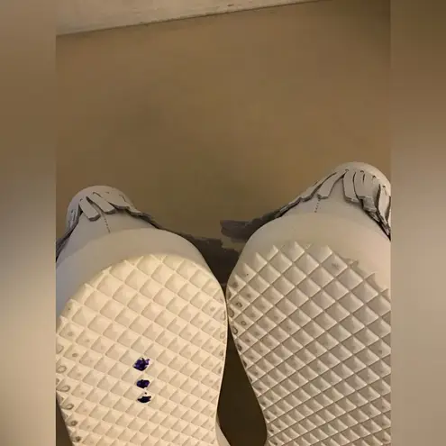 Hollie Watman women white leather fringe platform moccasin sneakers Size9.5 Size 9.5