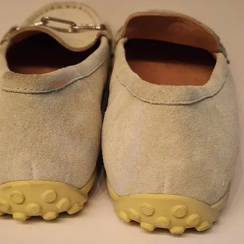 Vionic Women’s Light Green Chain Link Loafer Size 7