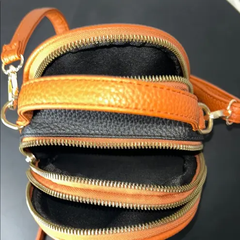 Crossbody Bag with Gold Bee Detail Black