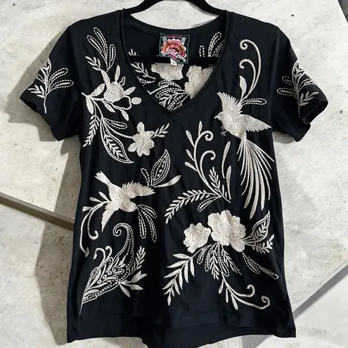 Johnny Was Frankie Everyday Tee Black White Cotton Embroidery V-Neck Size Small