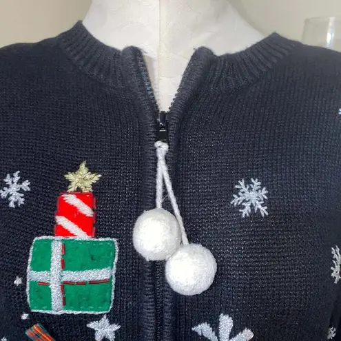 Vintage Christmas Sweater embroidered sequins embellished snowflakes Santa sz M Size M