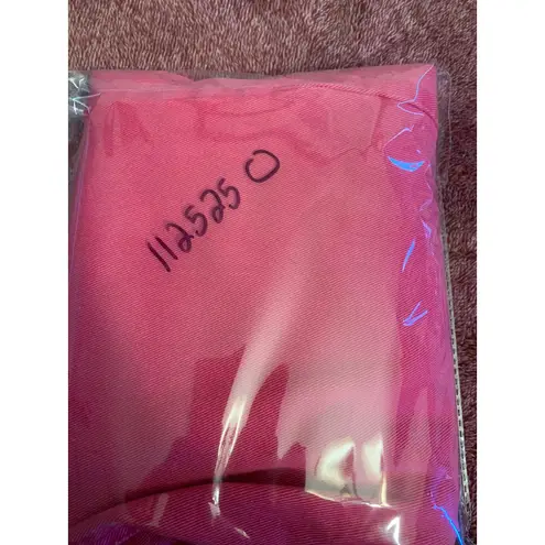 Q2 Premium Denim Women's Medium Straight Cut Bright Pink Jeans NWT Size 4