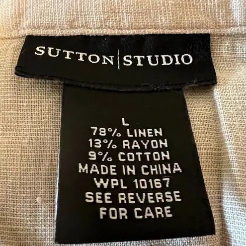 Bloomingdale’s Sutton Studio Linen Top V