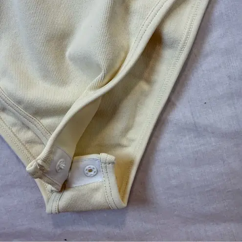 Shapewear Bodysuit Sleeveless Cream Women’s size large