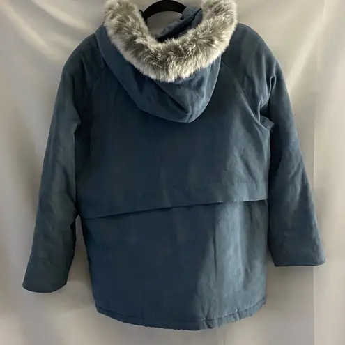 FORECASTER OF BOSTON WO SIZE MEDIUM PETITE Fur