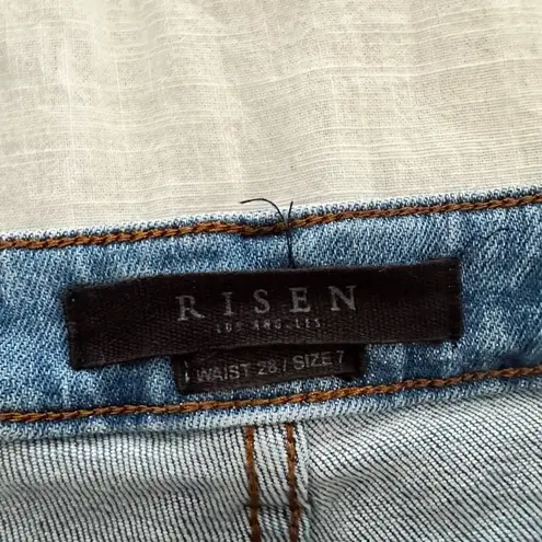 Risen Women’s 28 Blue Denim Play My Music Straight Leg Jeans