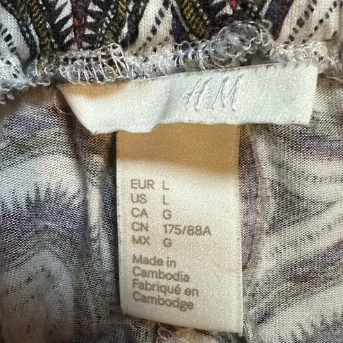 H&M  large sleep shorts psychedelic pattern kaleidoscope