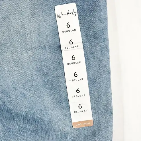 Wonderly Size 6 Jeans Distressed Light Blue Girlfriend Crop Ankle Straight 615