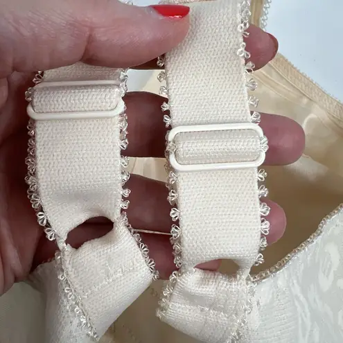 Underscore 48DD 48E Bra Unlined Wirefree Full Coverage Beige Lift Support Tan Size undefined - Image 6