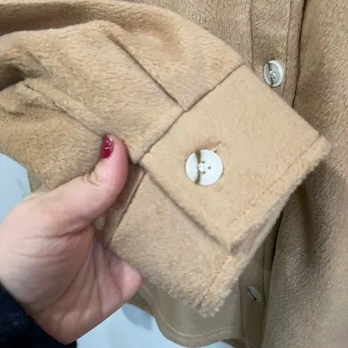 Thread & Supply Polar Fleece Shirt Jacket Shacket Beige Cozy Size M Tan Size M