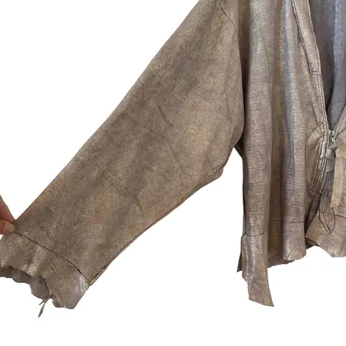 Susan Reidwig Metallic Jacket Open Front Tie Long Sleeve Unique Design
Medium Silver