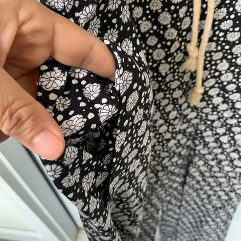 Anthropologie  wide leg black daisy ditsy floral jumpsuit XS boho festival summer