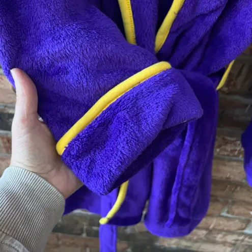 LSU Short Plush Robe Fleece Soft Cozy Womens Size Large Emerson Street Louisiana Purple - Image 4