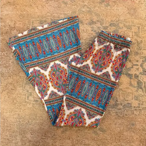 Boutique EUC Boho Patterned High