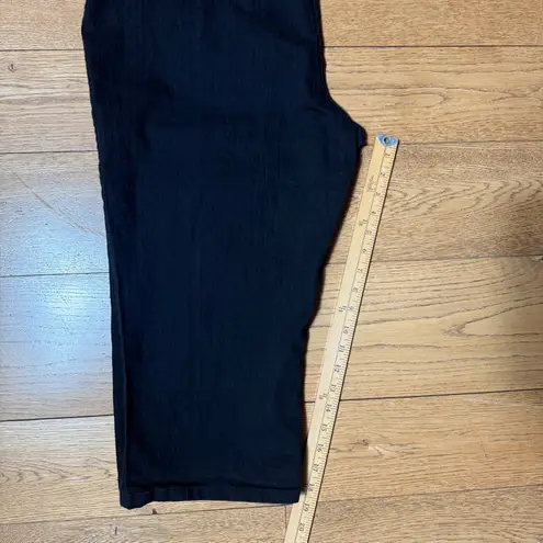 Chic Black Stretch Denim Capri Pants SZ 18 Pull On Classic Casual Vacation