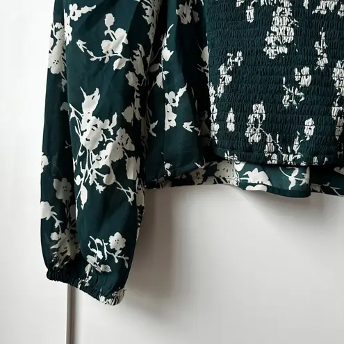 Abercrombie & Fitch ‎ Floral Blouse Sweetheart Neck Long Sleeve Green S