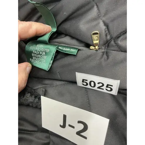 Womans PS Black Lined Vest Mock Neck Hook Closure (missing 1 Hook) Size undefined