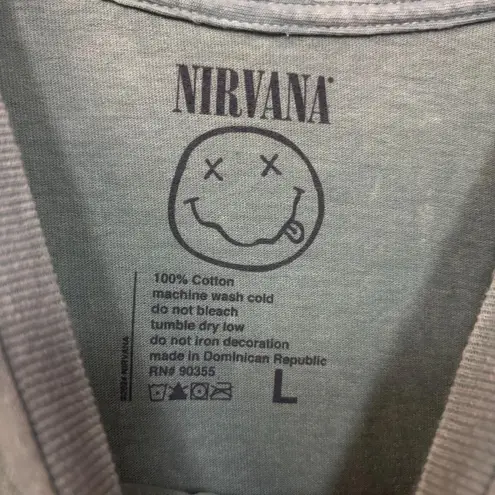 Nirvana Nevermind Smiley Face tshirt size large