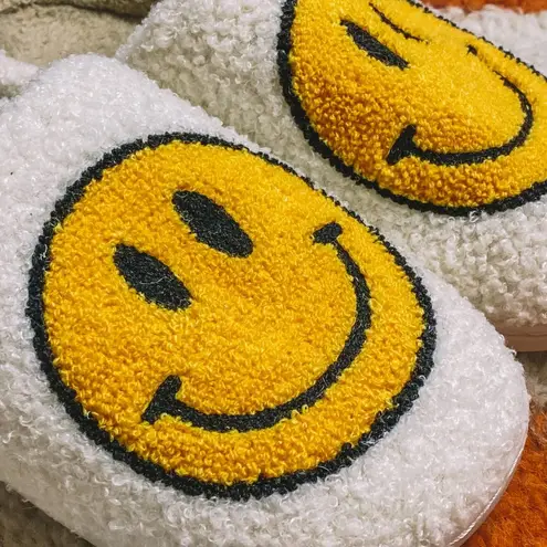 Smiley Face Plush Slippers Size M