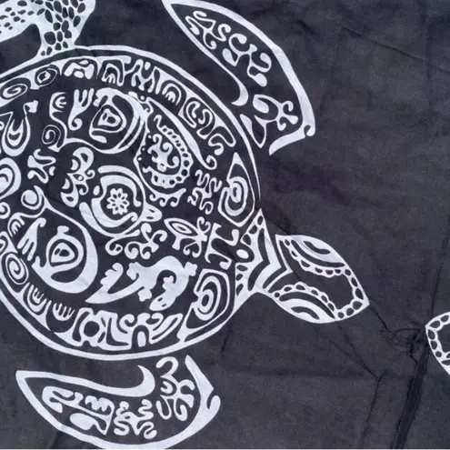 Black and White Patterned Sarong Size 0