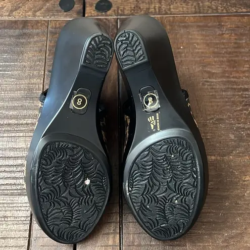 Charleston Shoe Co Wedge Sandals Slingback Size 8 Black