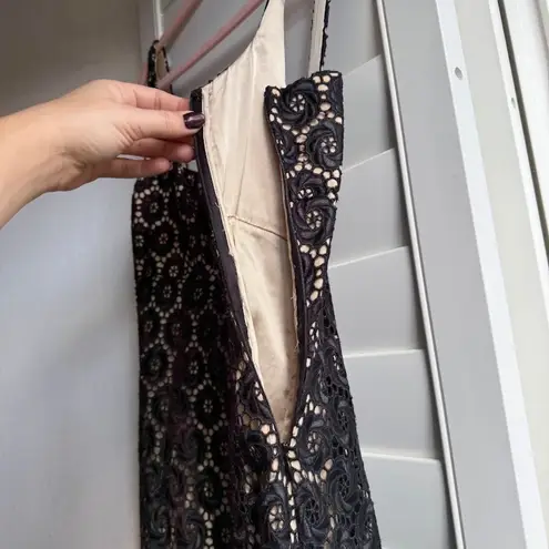 Elie Tahari Cotton Broderie Lace Pencil Dress in Black & Nude size