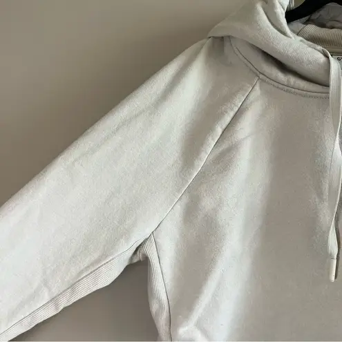 Gymshark  Women’s Cream Neutral Cropped Hoodie Small