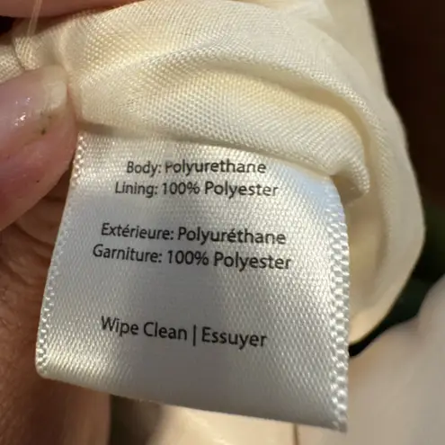 Melie Bianco NWT Alexandra Cream Vegan Top Handle Bag