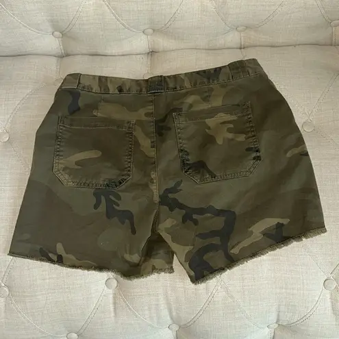 Sanctuary  Daybreak Shorts Camo Print‎