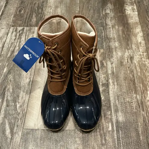 Jbu Women's Brown and Black Lace-Up Boots Size 8.5