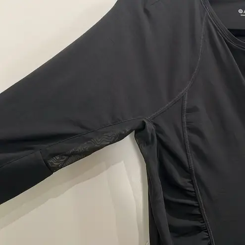 Athleta  Long Sleeve Quarter Zip Top Size Small