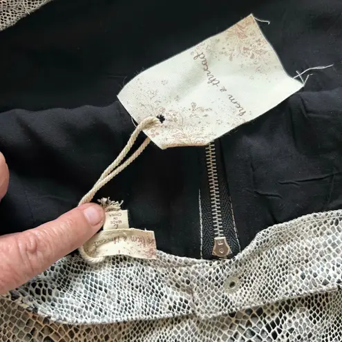 Hem & Thread Mini Skirt NWT Faux Snake SZ LG Lined Accent Side Zipper & Buckles - Image 6