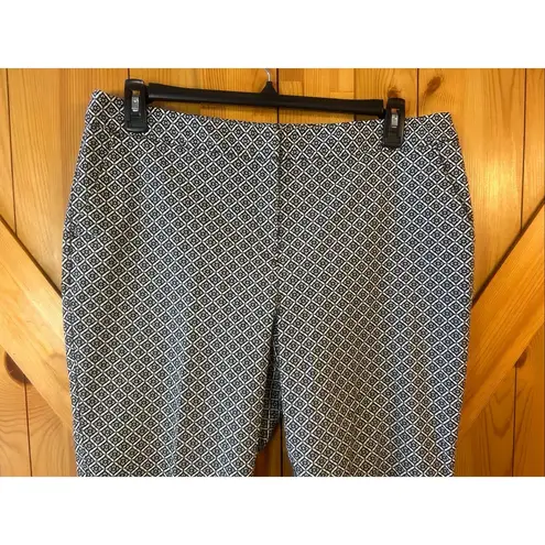 Dana Buchman Women’s Straight Dress Pants Black White Geometric Size 16 (5925)
