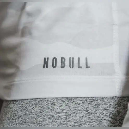 Nobull NWT Women's Long Sleeve Tee - XS - White Camo