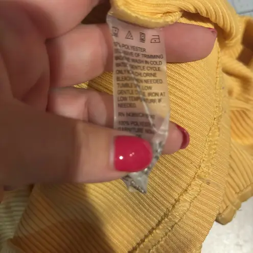 Allison Daley women’s Yellow Ribbed Tank Top size large petite satin trim