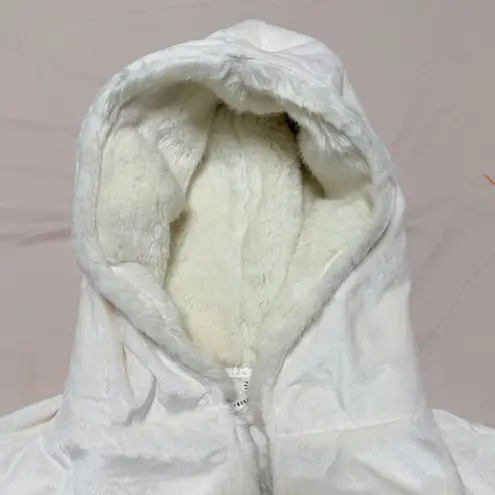 Pottery Barn Bath Robe Womens Large Ivory Cream Faux Fur Luxurious Mob Wife