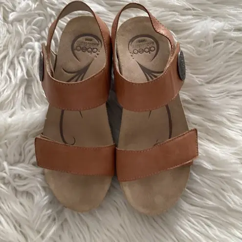 ABEO BIO SYSTEM Tan Leather Sandals with Cork Wedge size 6N BNWOT