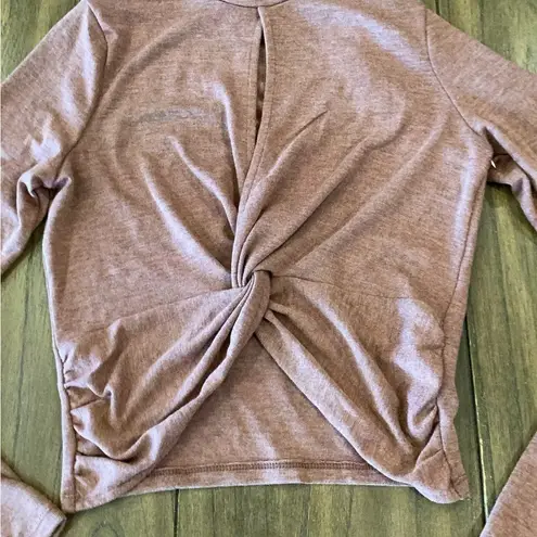Good Luck Gem  Crop key hole twist pink Sweater Shirt Sz small