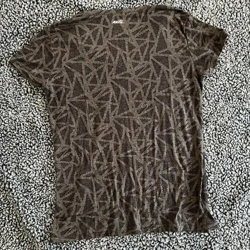 Avia - T-shirt - Size M
