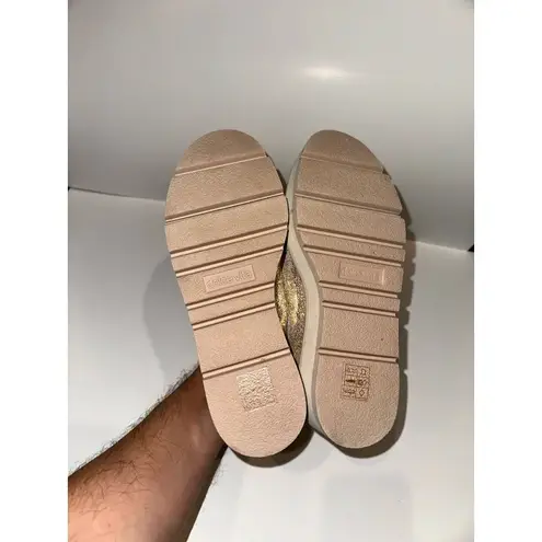 Dolce Vita Toyah Platform Sneakers in Light Gold Metallic Suede Size 7.0