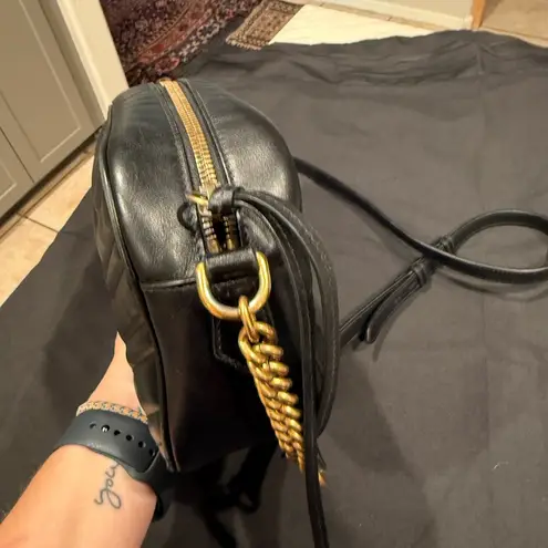 Gucci  GG Marmont Matelasse Small Leather Crossbody Bag Black