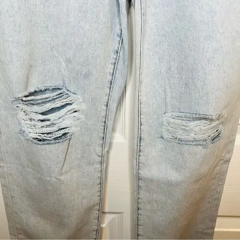 We Wore What HighRise Curvy Crop Jeans Ripped Knees Distressed Super Light Wash 29