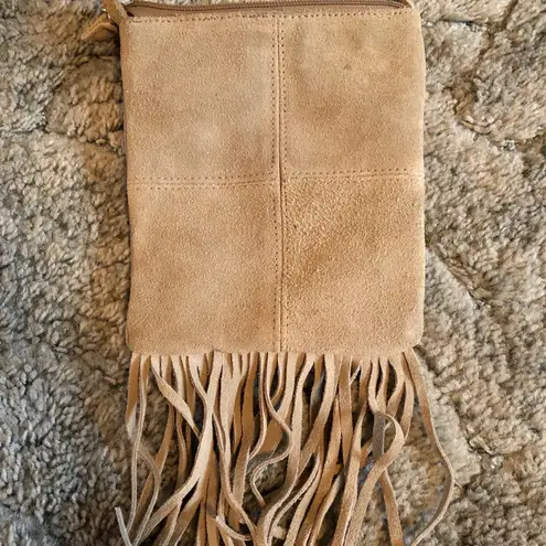 Crossbody Bag with Fringe Tan