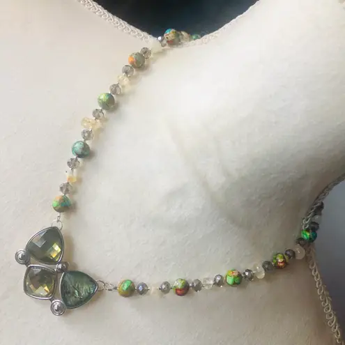 Handcrafted genuine stone cal silica citrine bow tie pendant necklace Silver