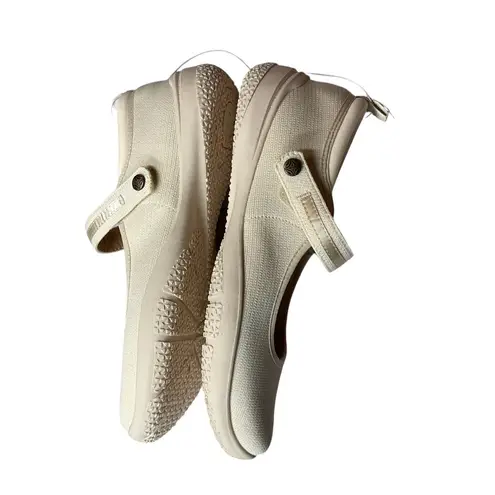 Jsport Women's Melody Cushioned Memory Foam Casual Flat Shoes Cream Size 10 NWB