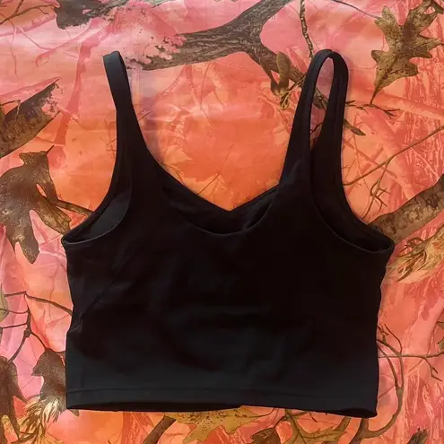 black align padded tank